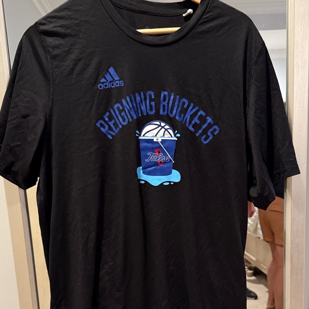 NWOT Tulsa Basketball Adidas Essential Dri Fit Black T-Shirt (41)
